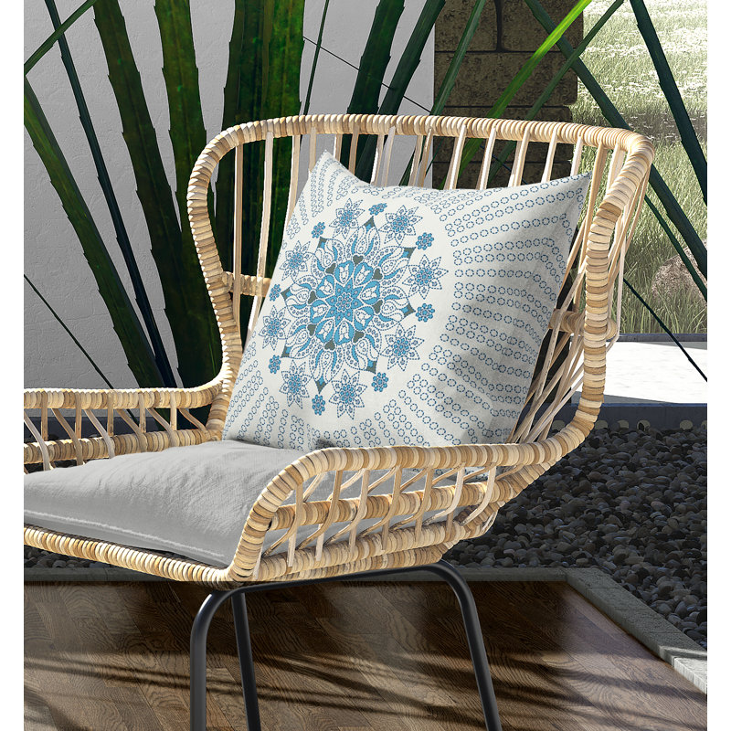 Coussin Wisteria, Bleu ; blanc, H 18 po x l 18 po
