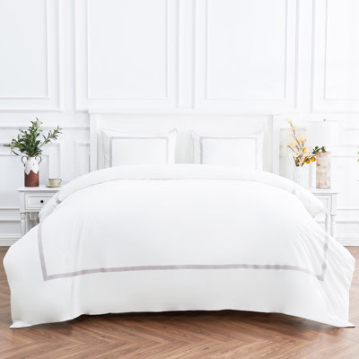 CLASSIC DOUBLE BORDER DUVET SET