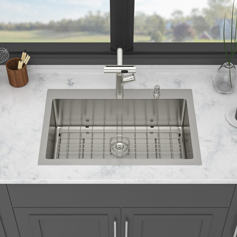 Évier de cuisine encastré 33 po avec robinet coulissant et distributeur de savon - 33 po x 22 po x 10 po à cuve simple en acier inoxydable de calibre 16