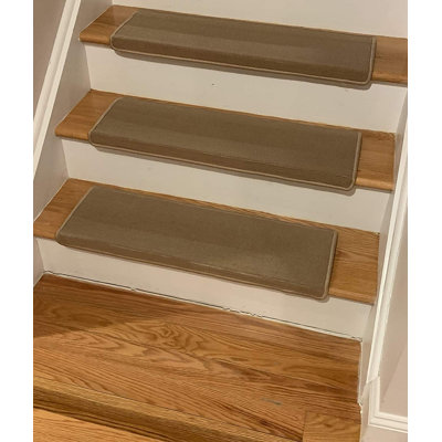 Tapis d'escalier Dagley Bullnose
