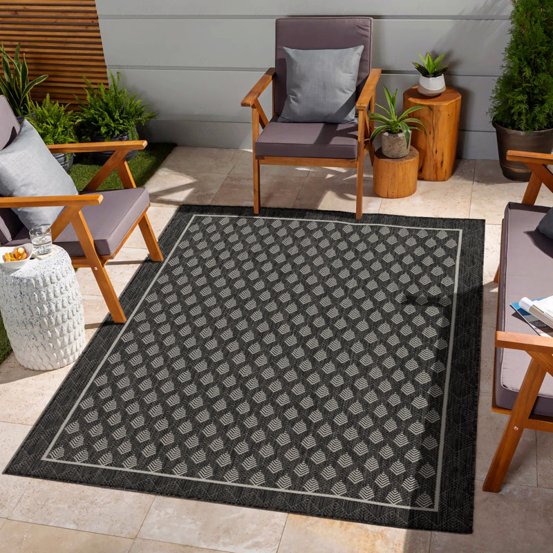 2 Ft. 7 In. X 7 Ft. 3 In. Indoor/Outdoor Area Rug, Runner 2'7" x 7'3"