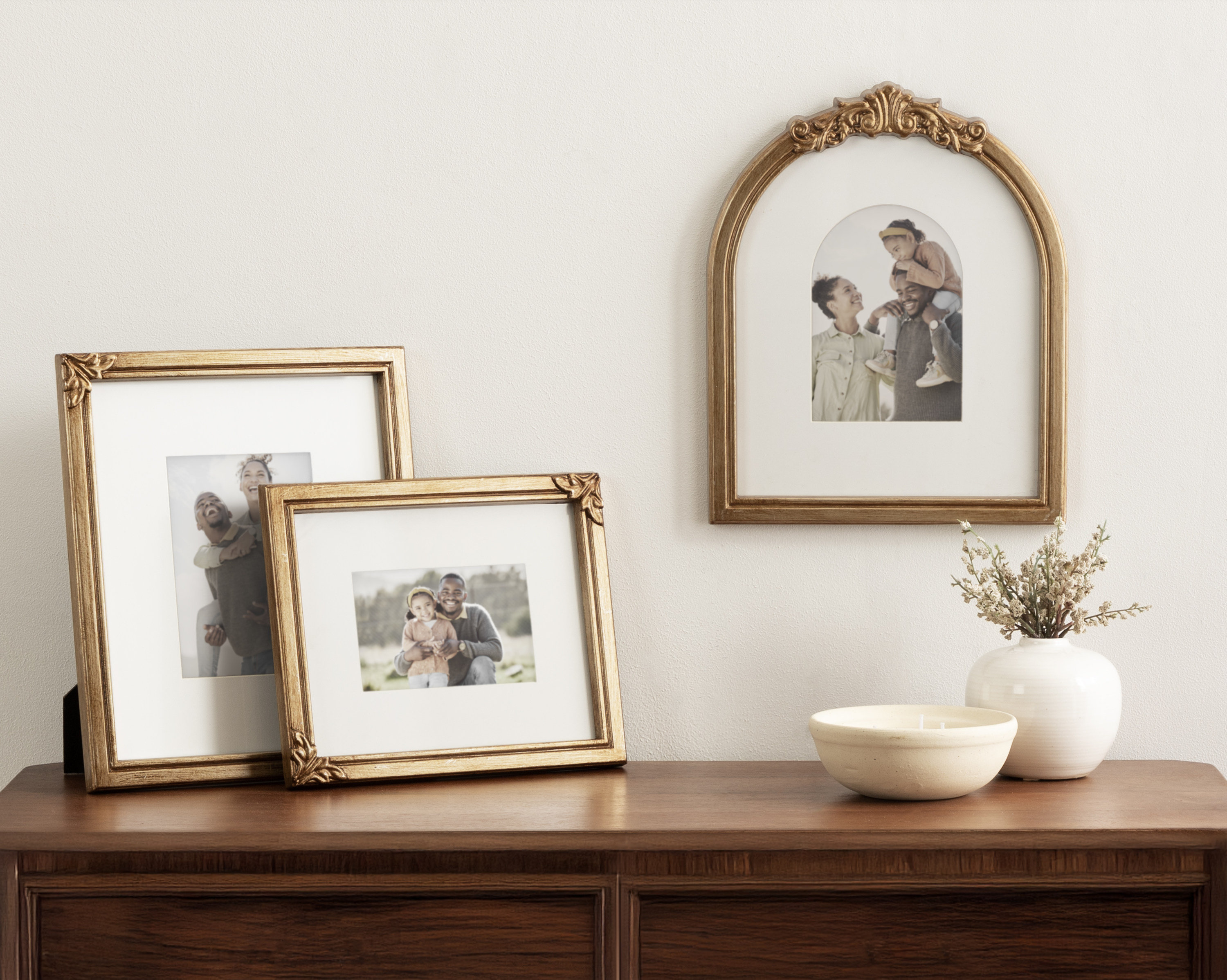 Pretty Frame Set Kate and Laurel Three-Piece Vintage Picture Frame Set - Wayfair Canada