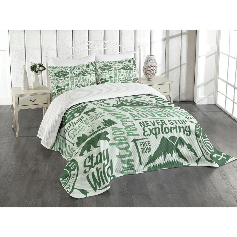 White Quilted Queen Bedspread Set with Pillow Shams
