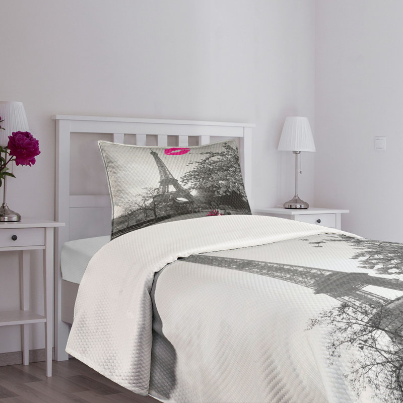 Twin White Quilted Bedspread Set with Paris Design