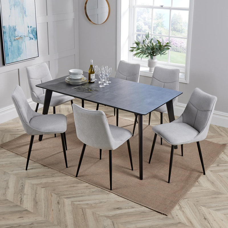 Caspar 6 - Person Extendable Dining Set