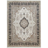 Oriental Area Rug in Ivory/Black