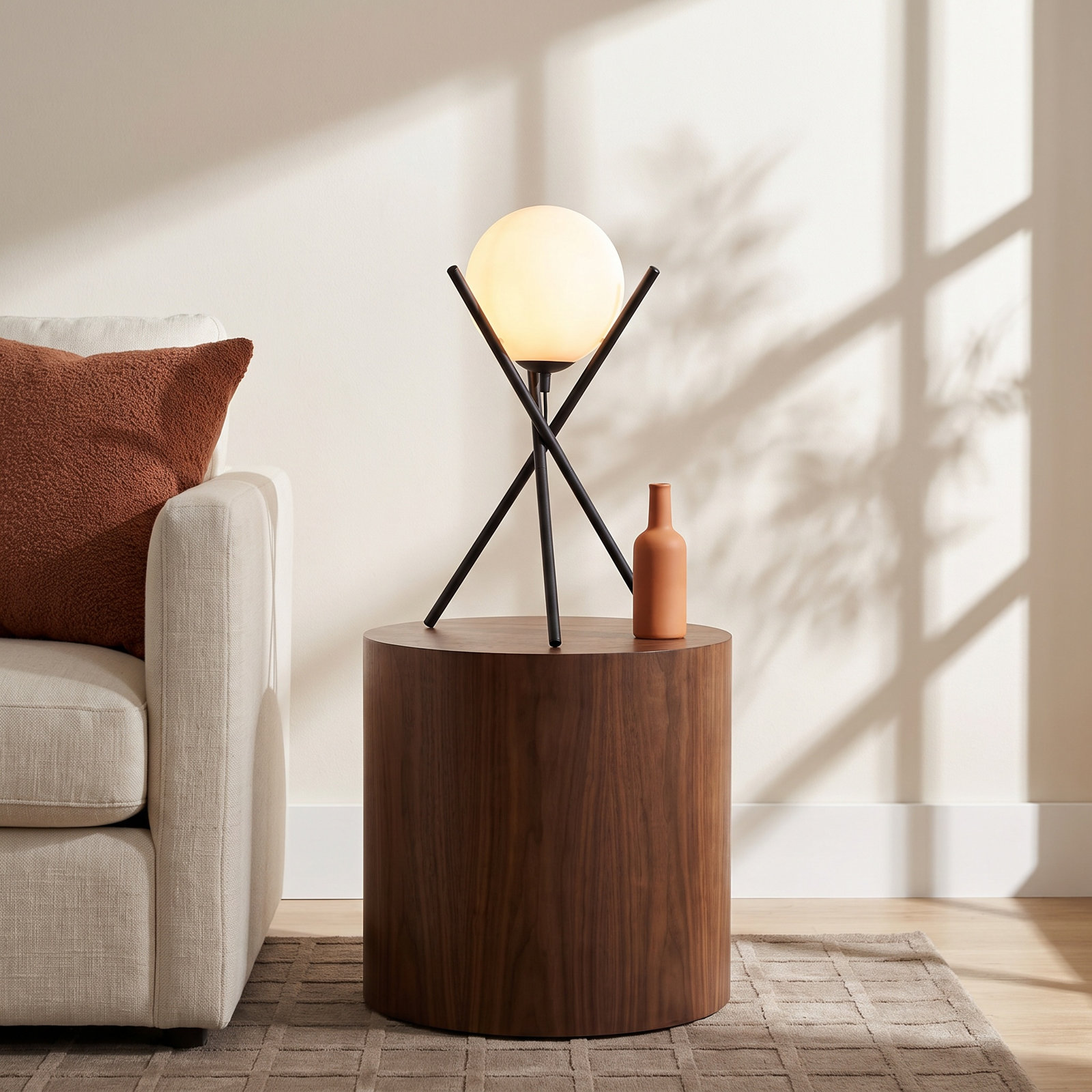 Hays Tripod Table Lamp