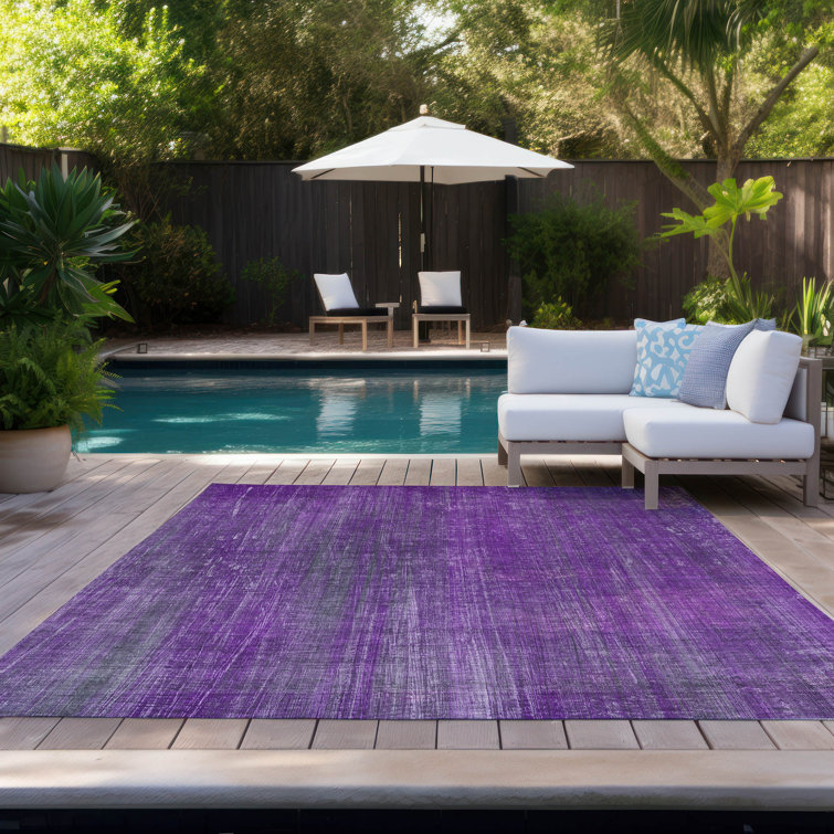 Kinslee Washable Striped Indoor / Outdoor Rug
