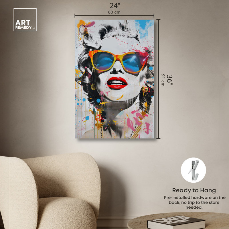 «Bright Bright Graffiti Star» par Dakota Fields, H 36 po x l 24 po, Toile tendue