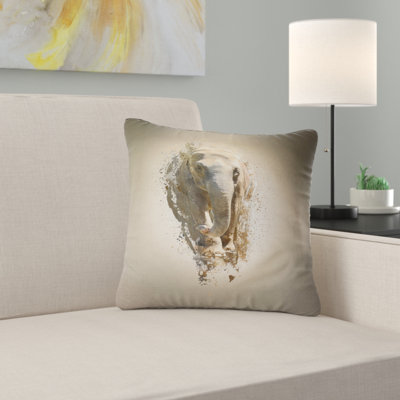 Mammoth Elephant Walking - Coussin imprimé animal