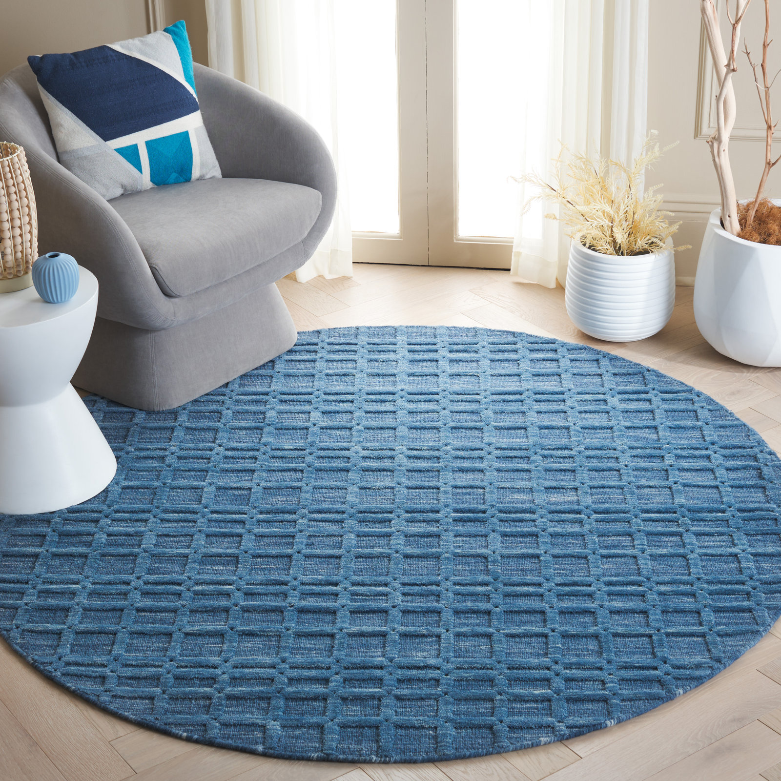 Caris Hand Loomed Blue Rug, Round 6'