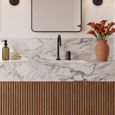 Single-Handle Bathroom Faucet with Drain