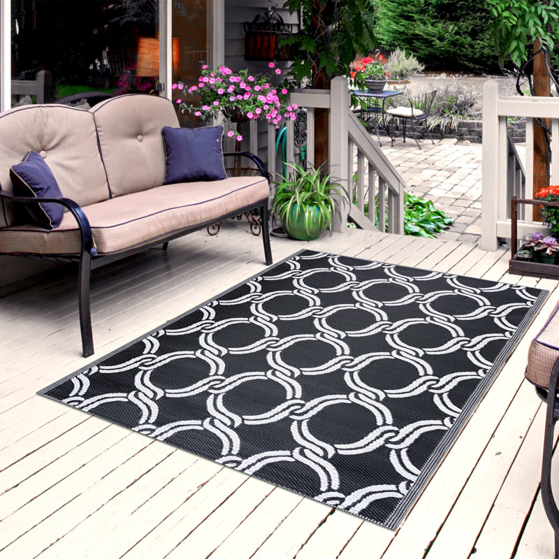 Balasa Oriental Indoor / Outdoor Rug, Rectangle 4' x 6'
