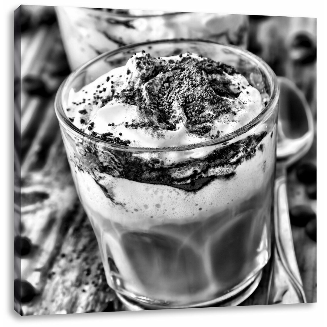 Leinwandbild Leckerer Cappuccino mit Schokostreusel