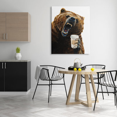 «Roaring Bear with Coffee», art mural par Holly Siment