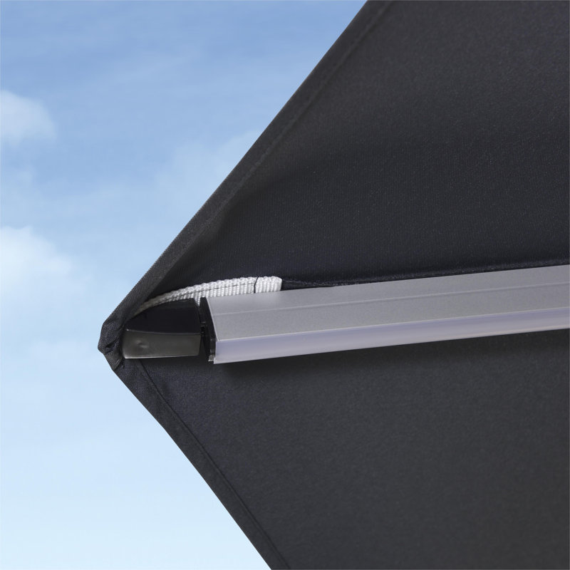 Parasol carré de luxe à énergie solaire 11 pi à DEL 11 pi avec base en tôle d'acier, Noir