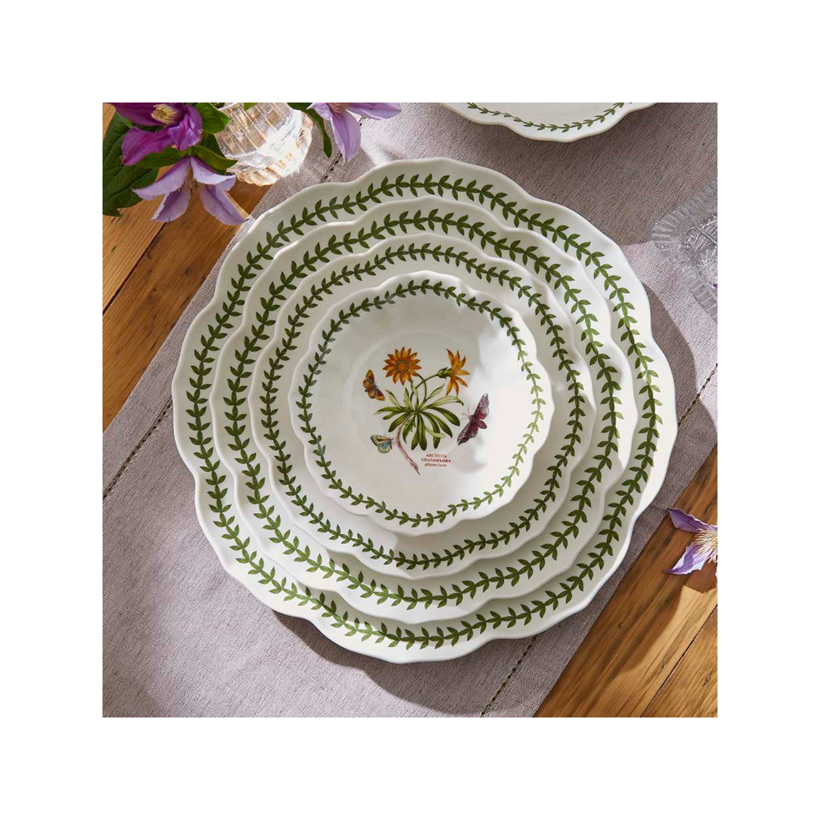 Botanic Garden Lotus 9" Plate