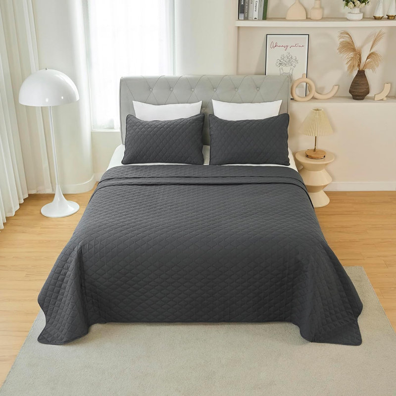 Monzell Polyester Geometric Shapes Bedspread with Pillowcases, Dark Grey, 220 x 240cm - 2 Pillowcases