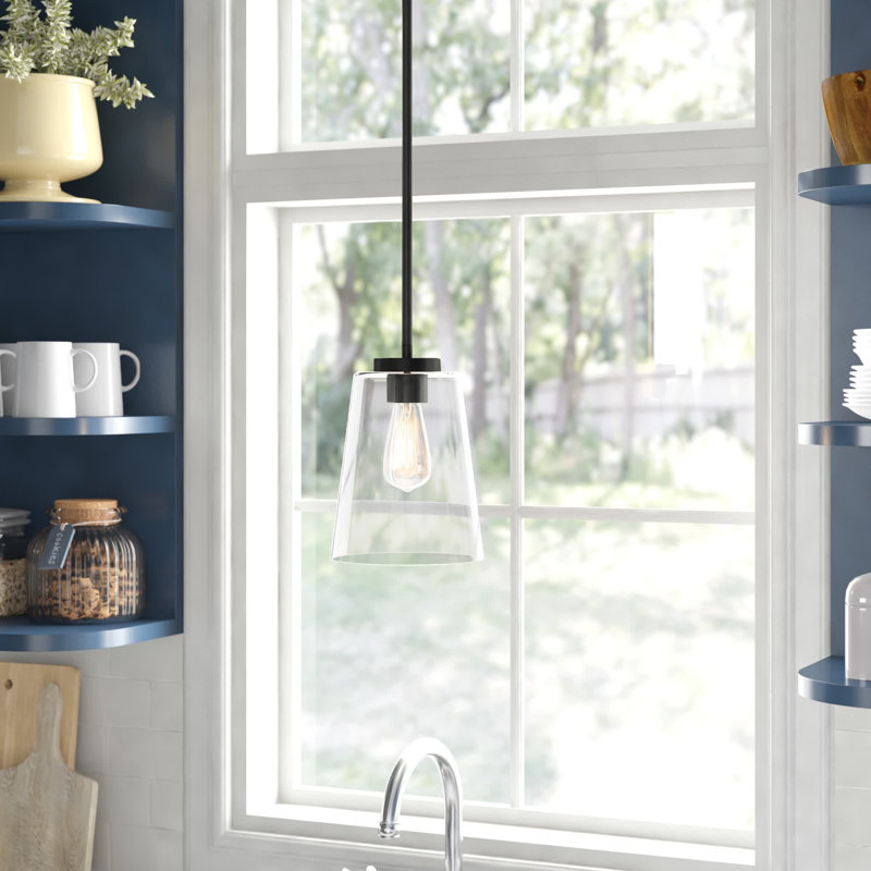 Luminaire suspendu conique à 1 lumière Macklin, Noir mat