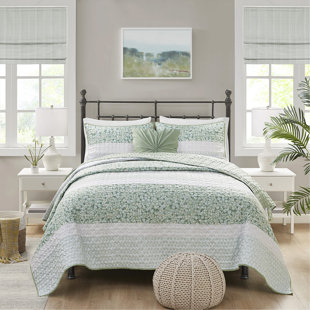 Ensemble de courtepointe 4 pièces avec coussin décoratif King / Cal King