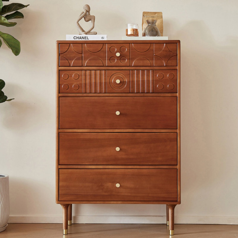 Commode rétro sculptée