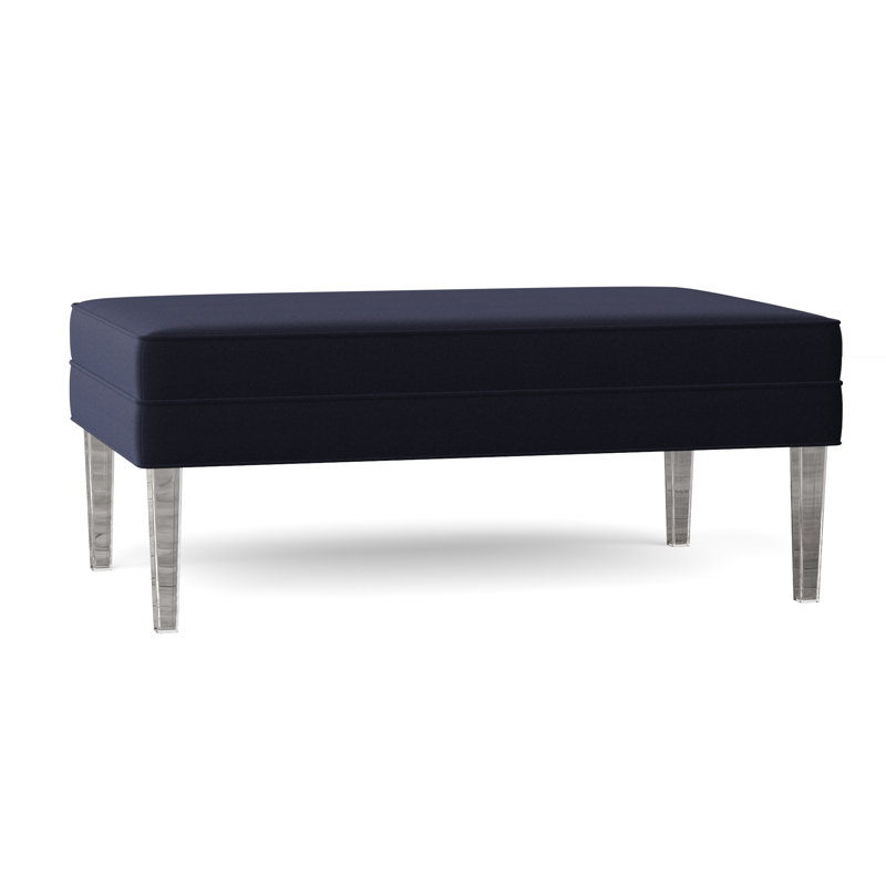 Aperitif Ottoman, Margaret Uniform