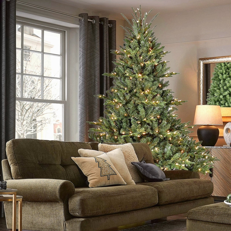 Arbre de Noël 8 pi avec 900 lumières UL - branches mixtes PE / PVC, 2673 pointes, base large pour les espaces spacieux, structure à charnières, support en métal stable