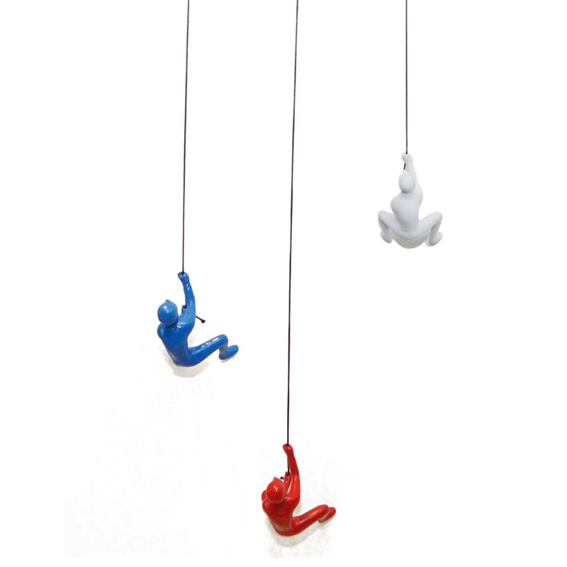 Ensemble de trois sculptures dimensionnelles en résine blanc