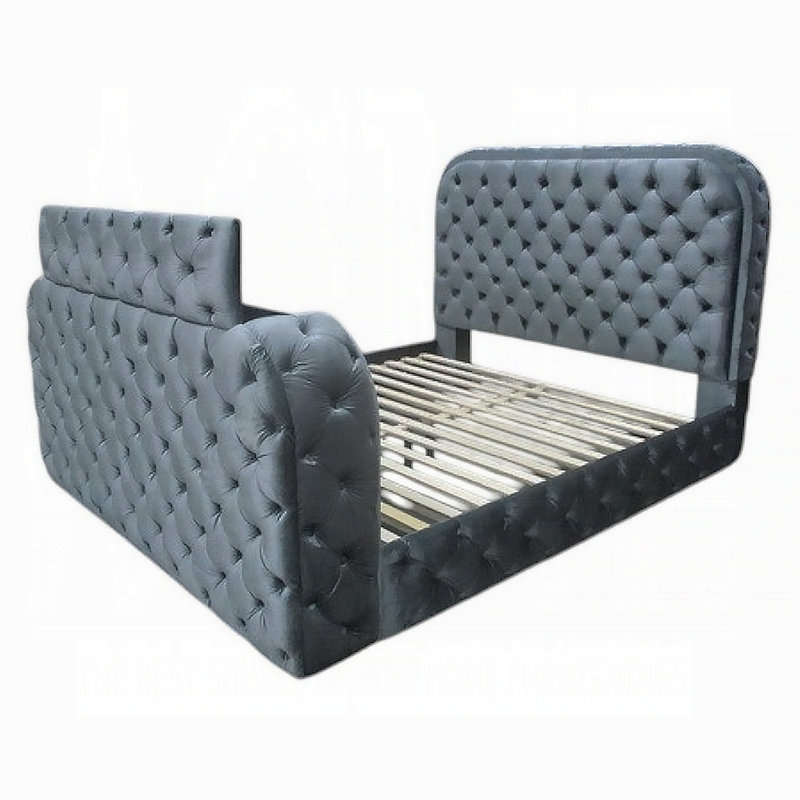 Desiderius Eastern King Bed