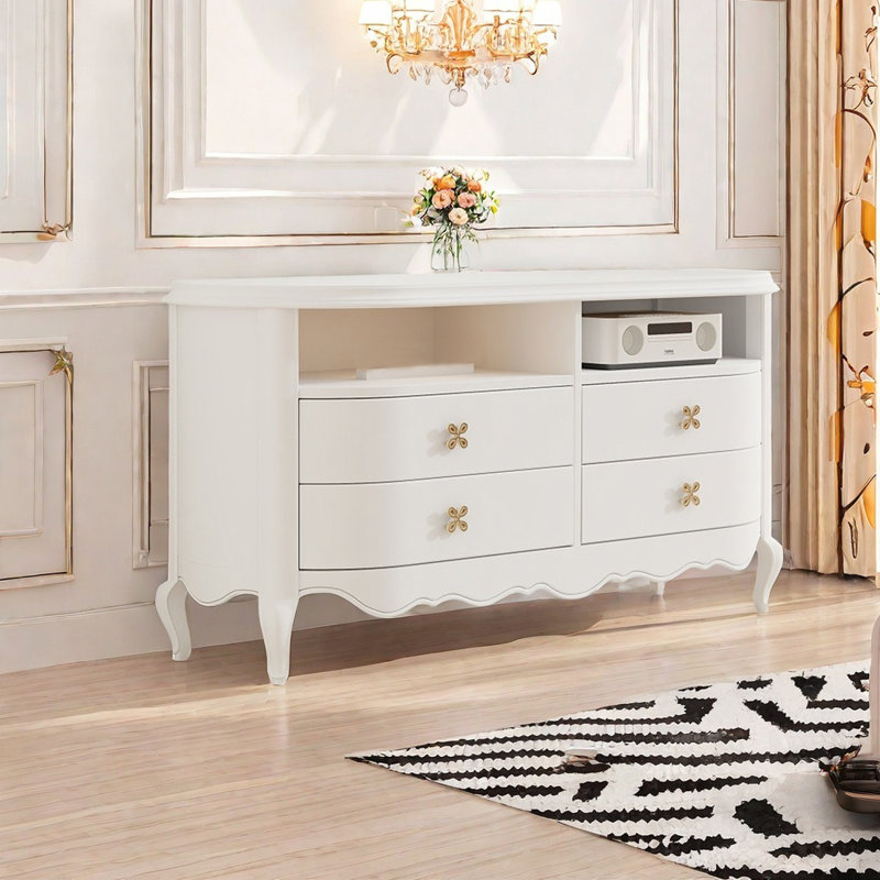 Adanna, Blanc
