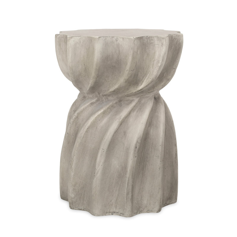 Table d'appoint - Transformez le look extérieur. Pièce de béton légère, oxyde de magnésium gris, 14 po x 14 po x 18,5 po, plateau de table captivant de 17,31 lb, design contemporain rehaussant le patio avec grâce. Gris, séduisant