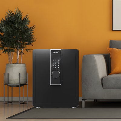 Coffre-fort ignifugé de 51 litres (1,8 pied cube), avec écran tactile ACL, double alarme et mode silencieux. Coffre-fort étanche en acier, design breveté aux États-Unis et éclairage DEL pour le rangement d'argent et de documents.