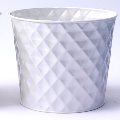 Shiny White Embossed Diamond Pattern Planter