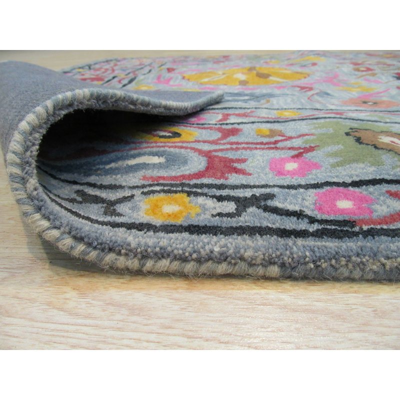 Hand Tufted Wool Floral Area Rug in Blue, 5' x 8'