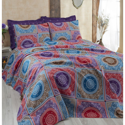 Couvre-lit rouge / bleu / brun Addieville