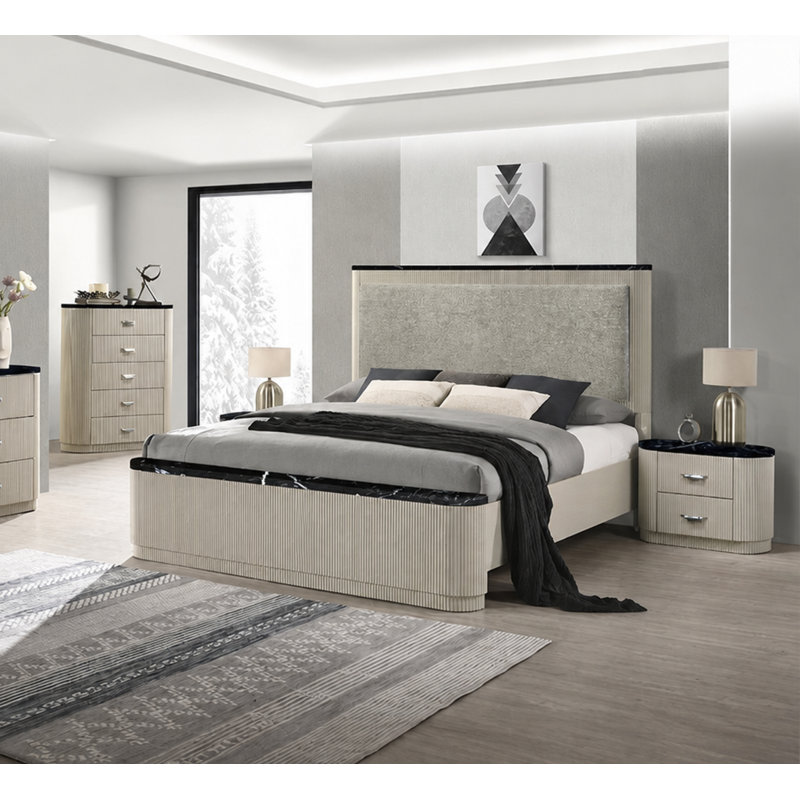 ENSEMBLE DE 4 CHAMBRES Travonte, 4 pièces: lit, 2 tables de chevet, commode, Très grand lit