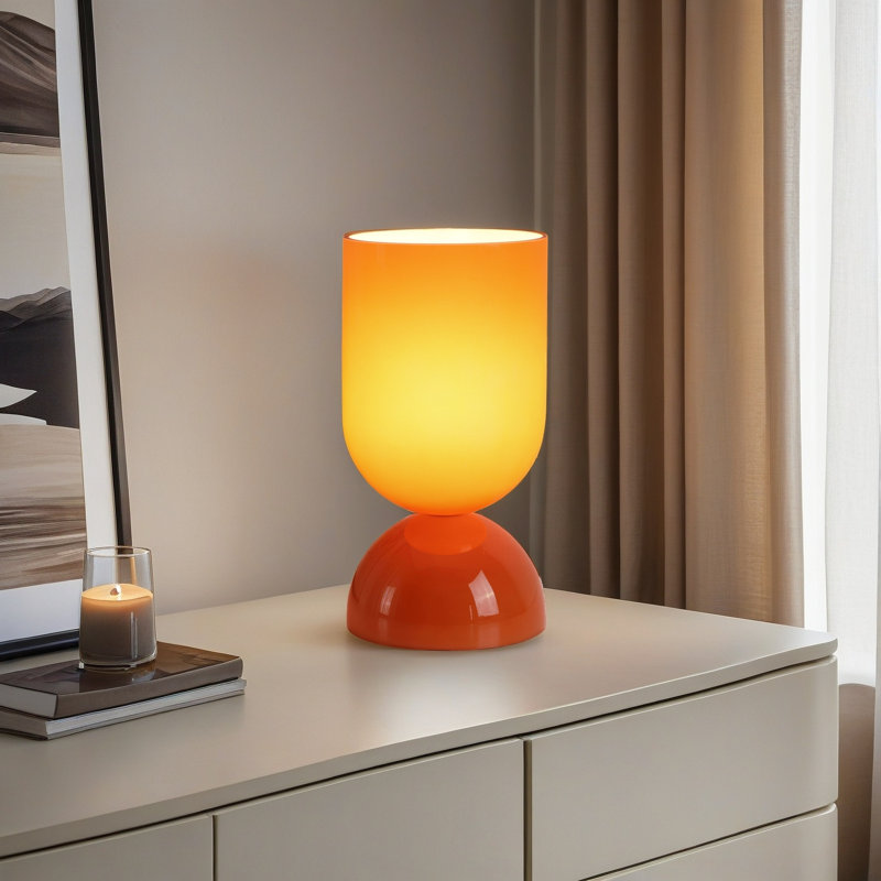 Lampe de table moderne en verre 9 po avec base E12 et interrupteur marche / arrêt en ligne - Éclairage d'appoint compact pour la chambre à coucher ou le salon