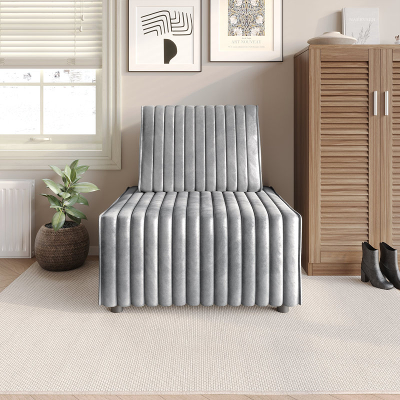 Chaise en velours gris argenté, Gris argenté