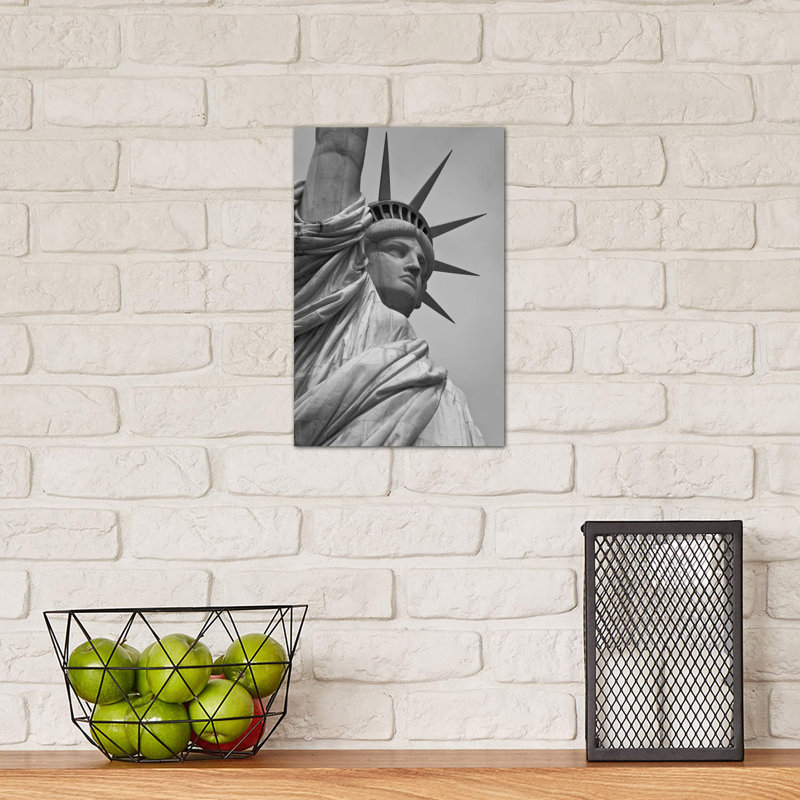 Statue Of Liberty Black And White - Print on Canvas, 66.04 cm H x 45.72 cm W x 1.91 cm D, Wrapped Canvas