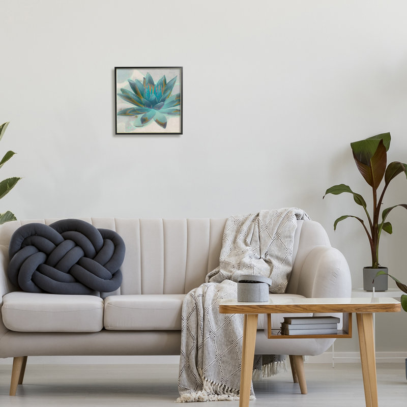 Pétales de fleurs de lotus bleus, Giclée encadrée noir minuit, H 12 po x l 12 po x P 1,5 po