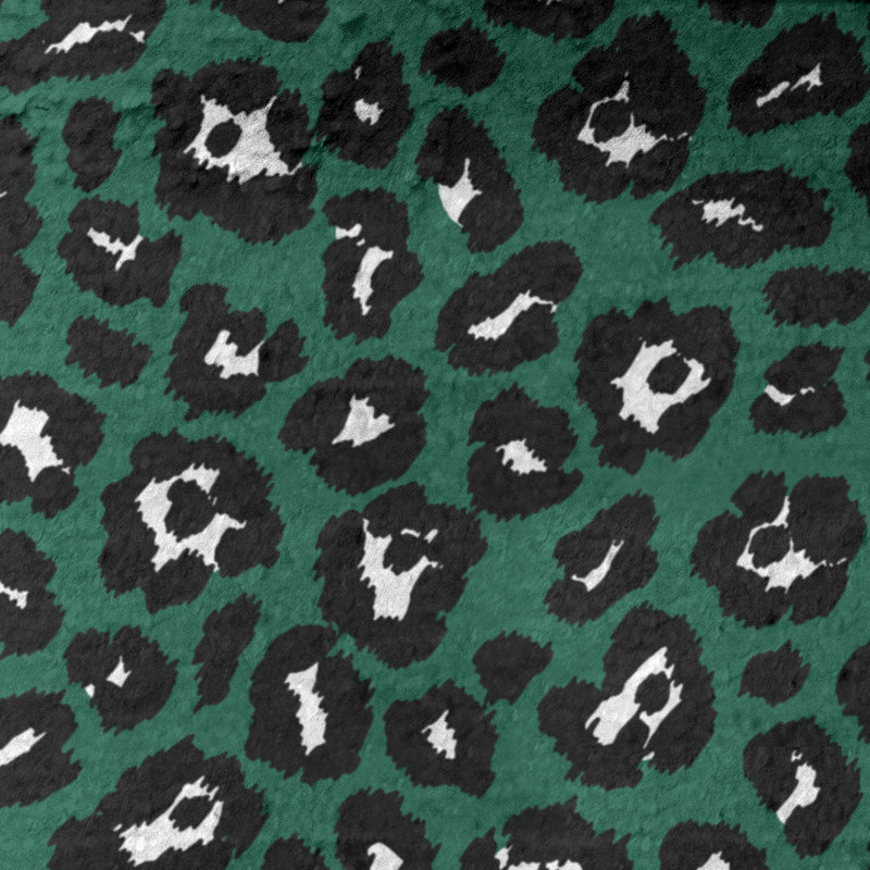 Lucida Bath Towel, Microfiber, Gotham Green/White/Stealth Black