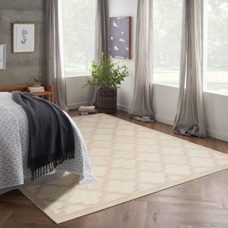 Monita Geometric Indoor / Outdoor Rug, Runner 2'2" x 10'