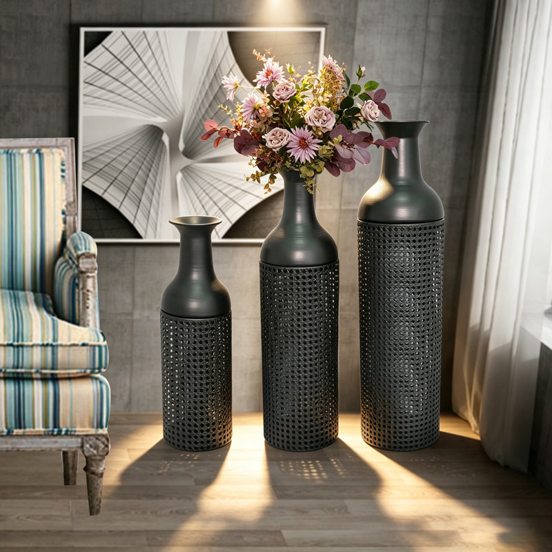 Ensemble de 3 vases de sol en métal - Vases hauts noirs et gris à motif de feuilles pour un décor moderne