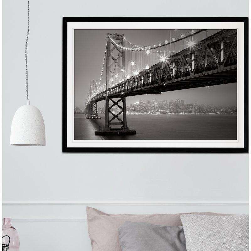 «Bay Bridge At Night», reproduction de peinture acrylique encadrée, H 24 po x l 30 po x P 1,5 po, Noir