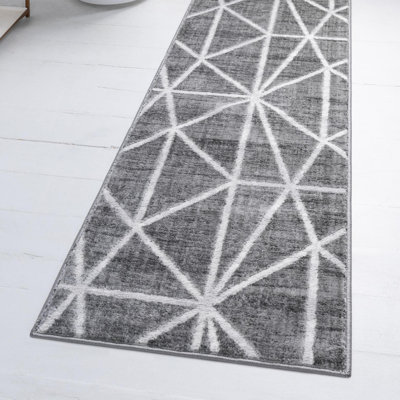 Oceola Geometric Indoor Rug