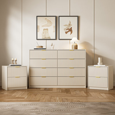 3-piece Bedroom Set, 8 Drawer Dresser And Nightstand Set Of 2