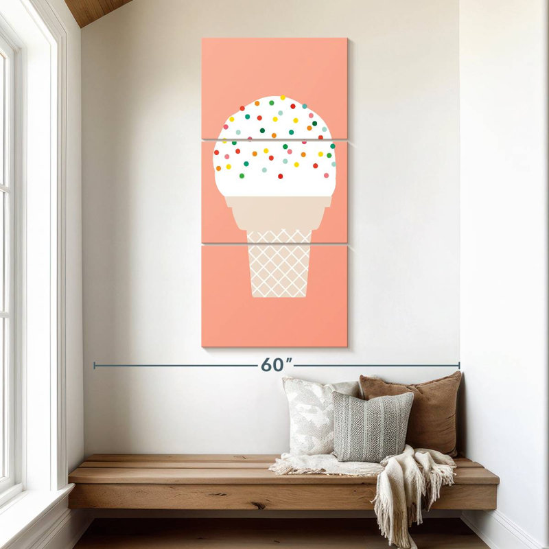 Cornet de glace II, H 52 po x l 24 po