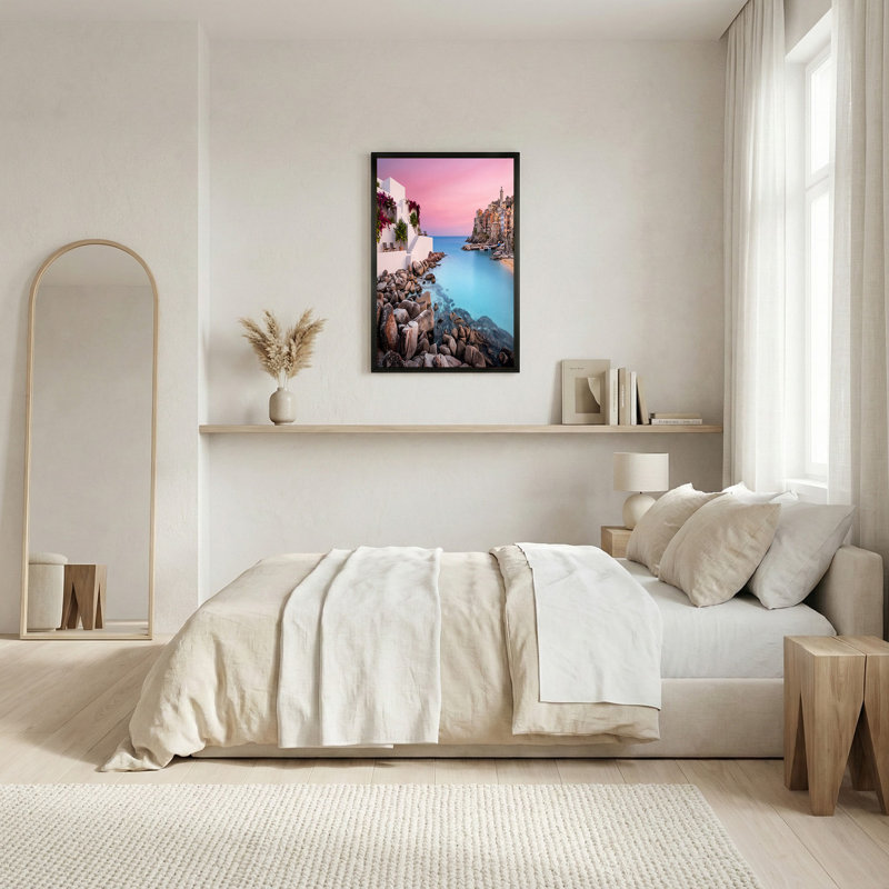 Art mural sur toile bord de mer avec bâtiments blancs et ciel coucher de soleil rose, H 28 po x l 40 po