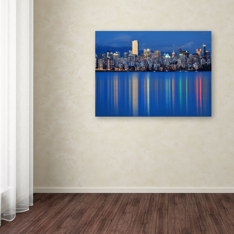 « vancouver city » par pierre leclerc,, reproduction de photo sur toile tendue encadrée, H 16 po x l 24 po x P 2 po