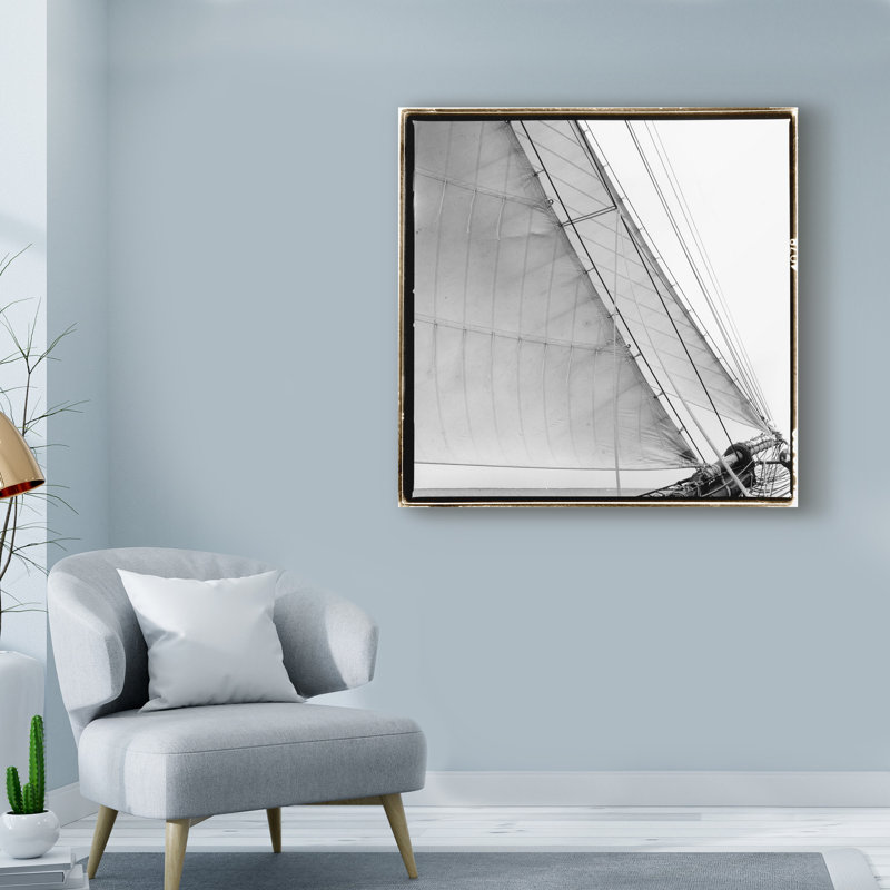 «Under Sail I», reproduction de photo sur toile tendue, H 24 po x l 24 po x P 2 po